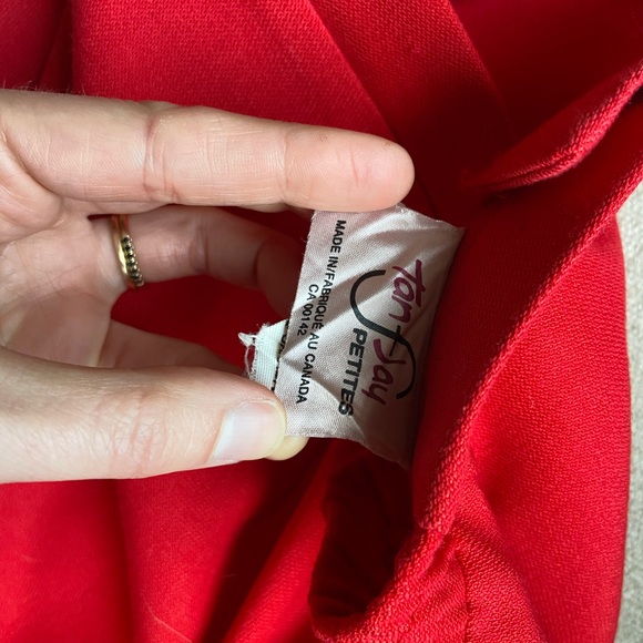 Bright red pencil skirt - Picture 3 of 3